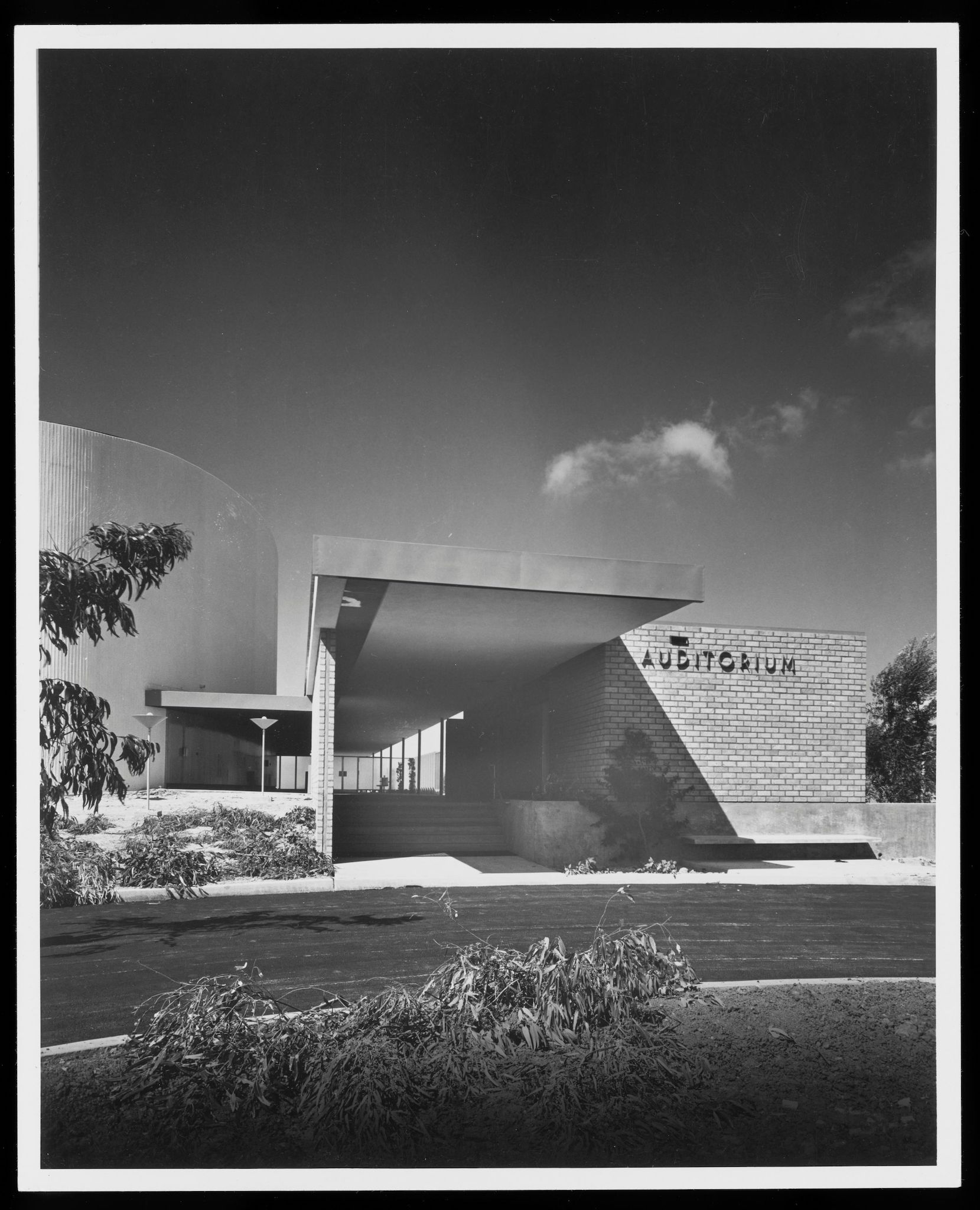 Orange Coast College, Speech Arts Building Neutra Institute for