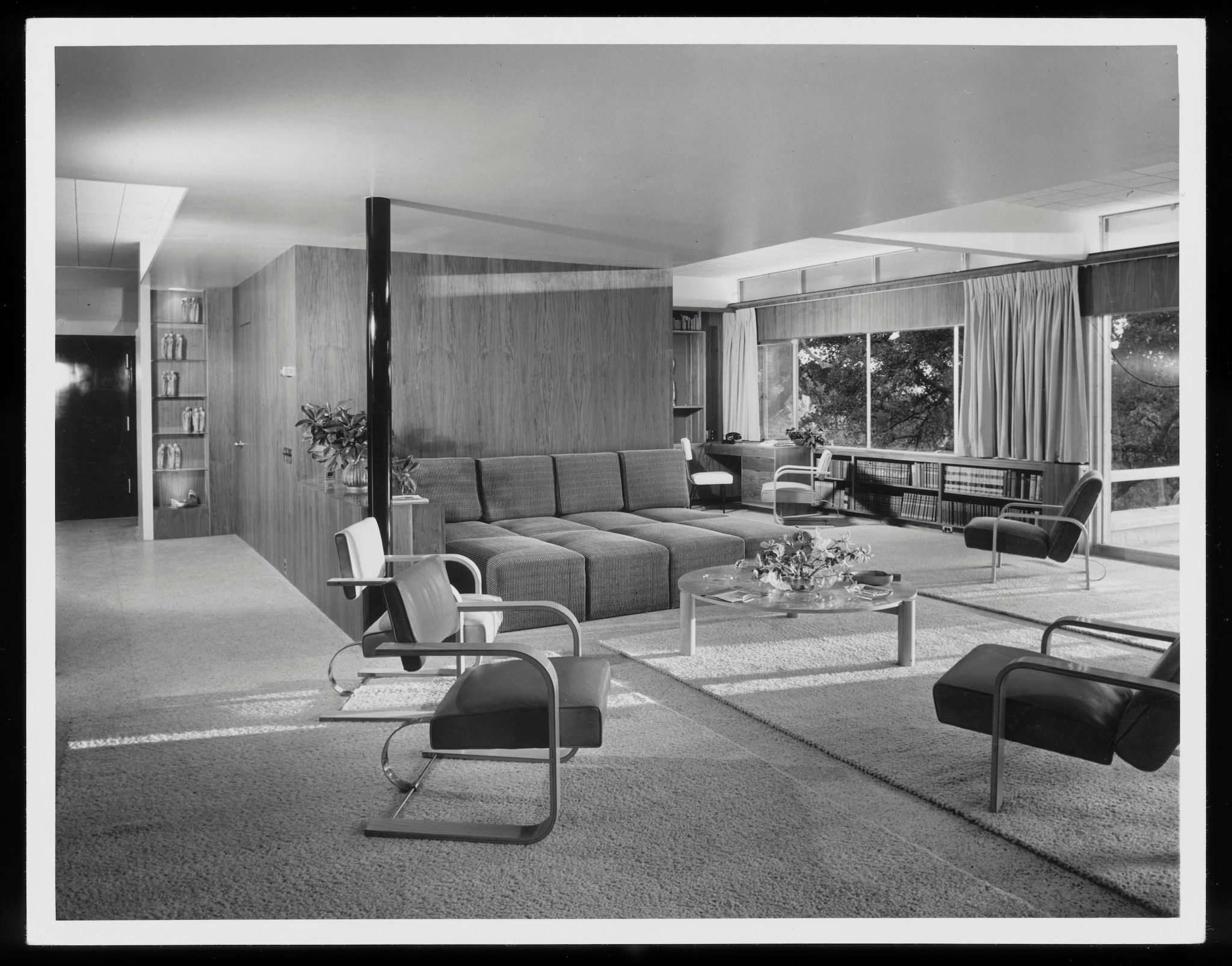 Mr. Warren and Mrs. Katharine Tremaine House - Neutra Institute for ...