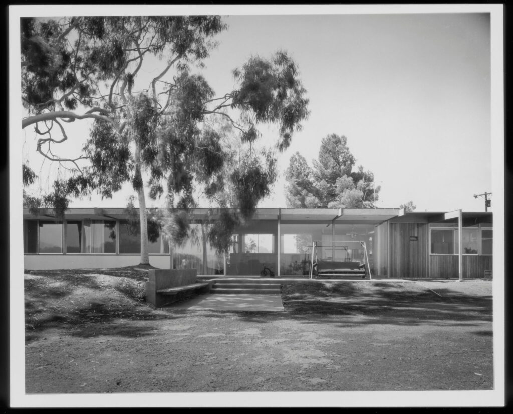 Mr. and Mrs. J. M. Roberts House Neutra Institute for Survival