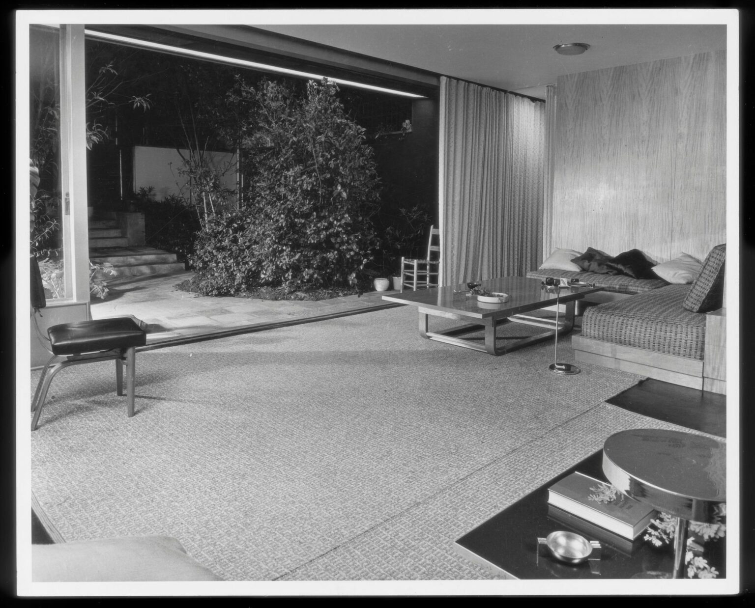 Van der Leeuw Research House - Neutra Institute for Survival Through Design