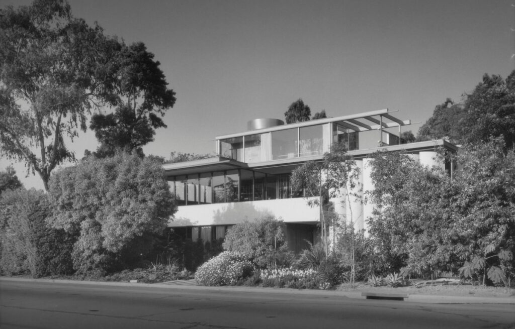 VDL Research House designed by Richard Neutra